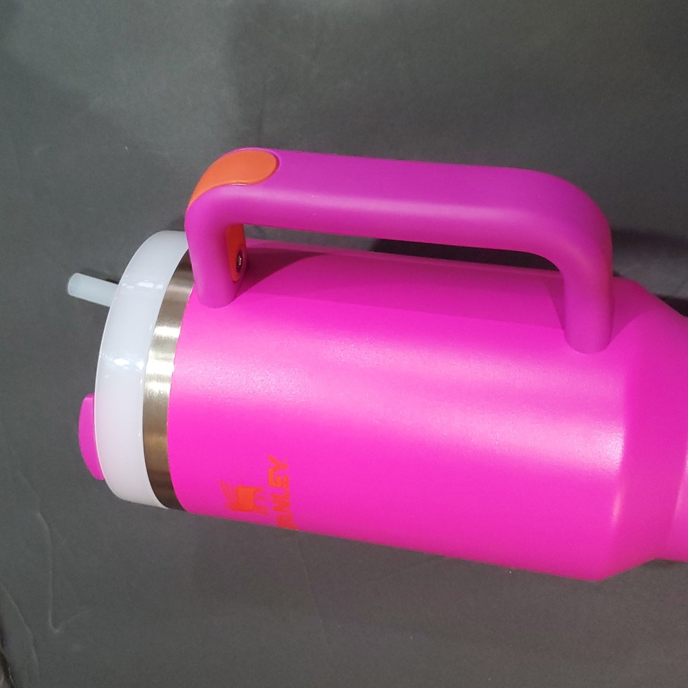 Stanley pink magenta 40oz quencher h20 tumbler with straw brand new - Picture 6 of 9